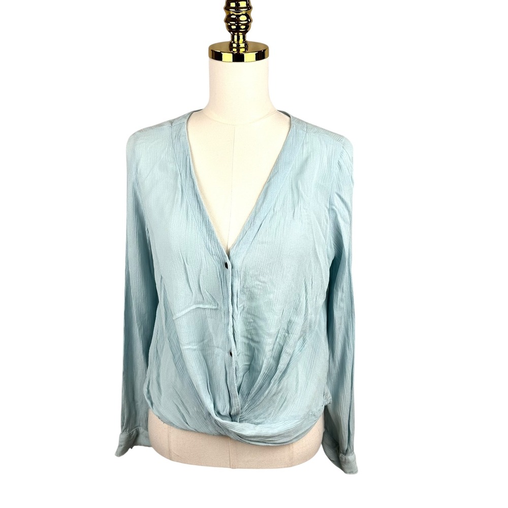Light Blue Textured Twist Front Long Sleeve V-Neck Blouse Shirt Top SZ Sm Boho